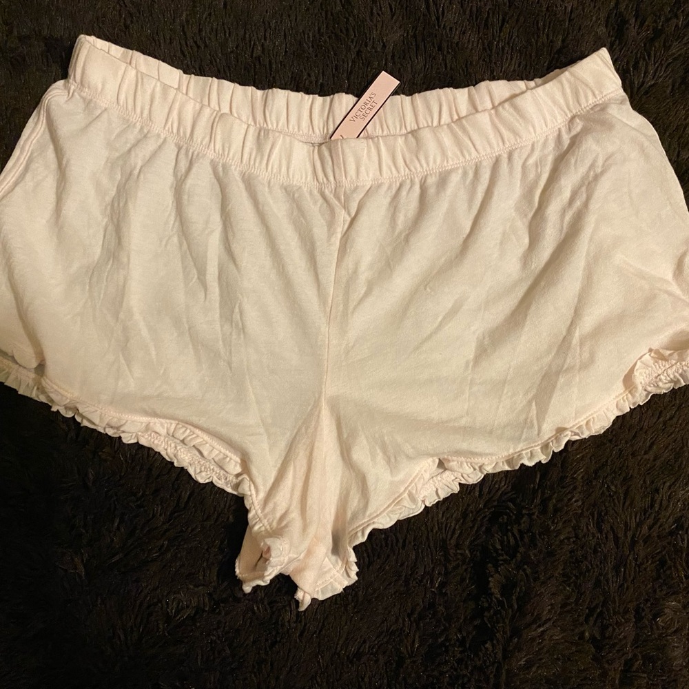 New XL Victoria Secret pink lightweight pajama shorts! Bundle slippers $ave big!
